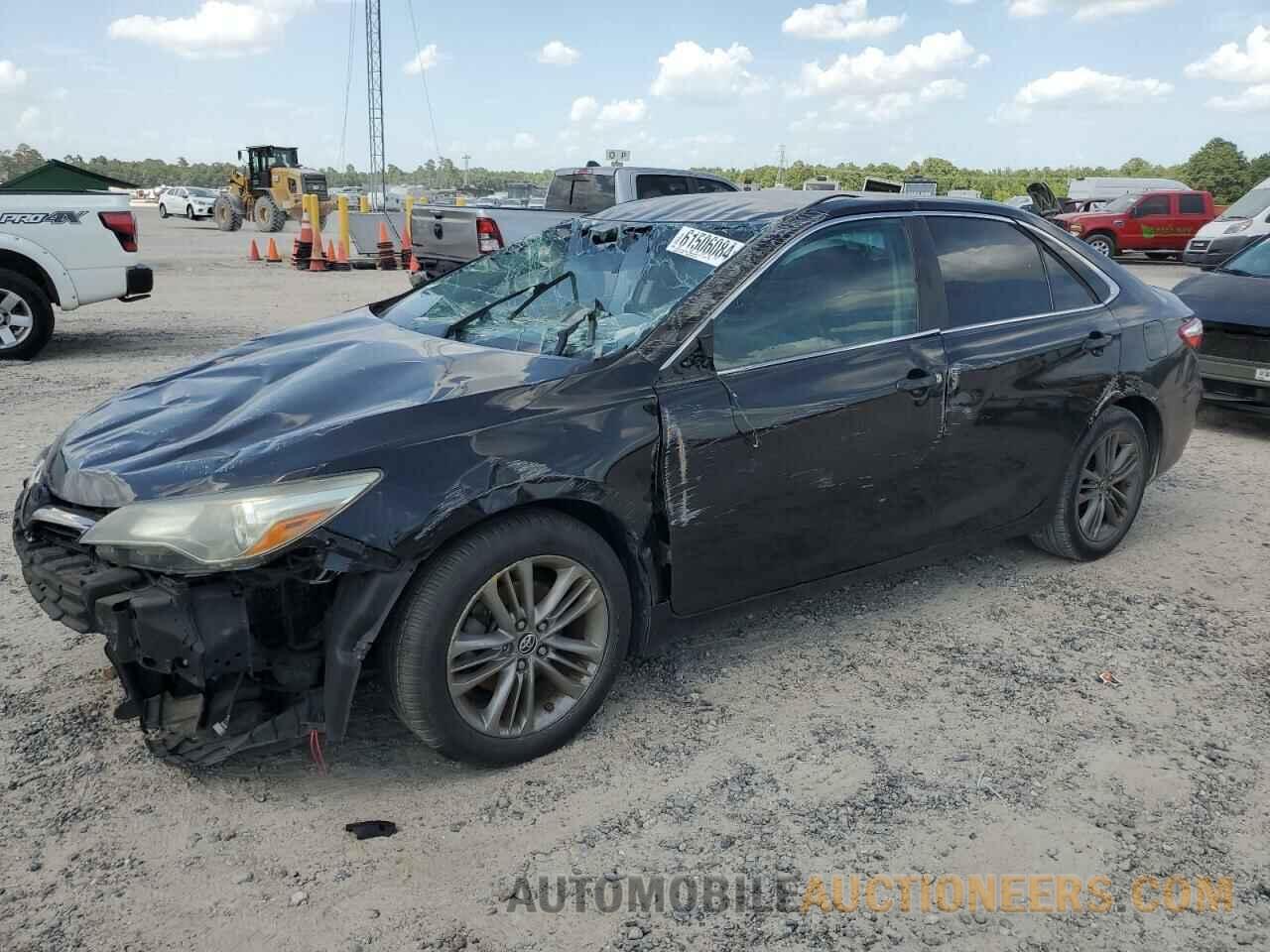 4T1BF1FK5FU964578 TOYOTA CAMRY 2015