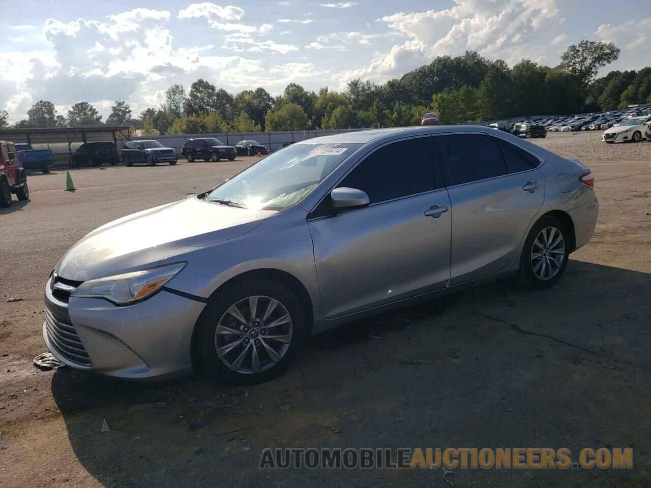 4T1BF1FK5FU982420 TOYOTA CAMRY 2015