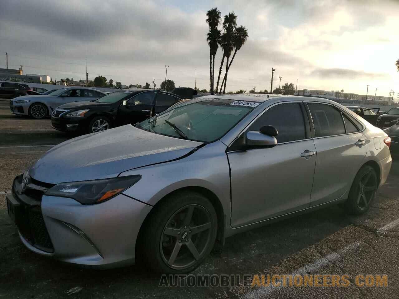 4T1BF1FK5GU151615 TOYOTA CAMRY 2016