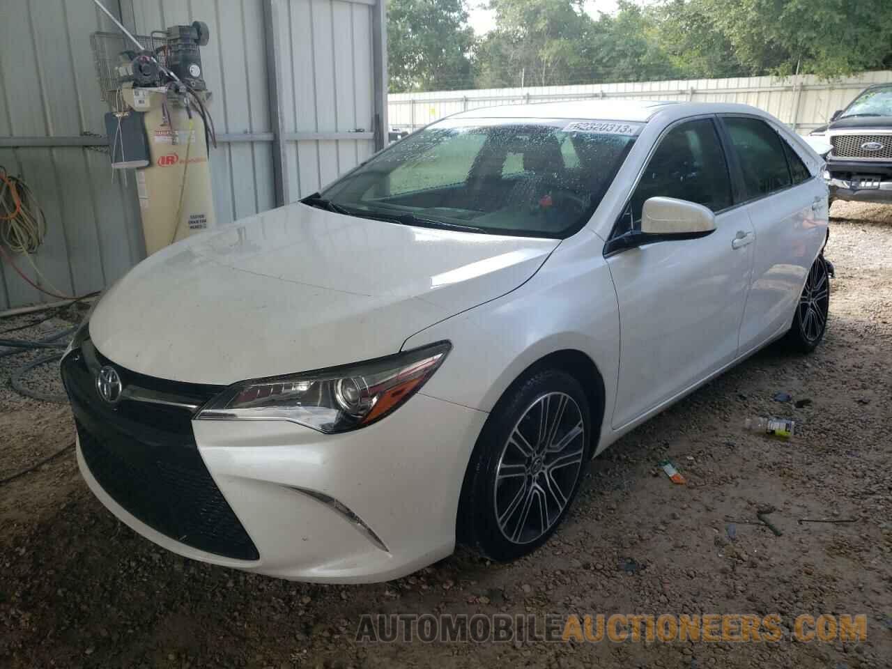 4T1BF1FK5GU163098 TOYOTA CAMRY 2016