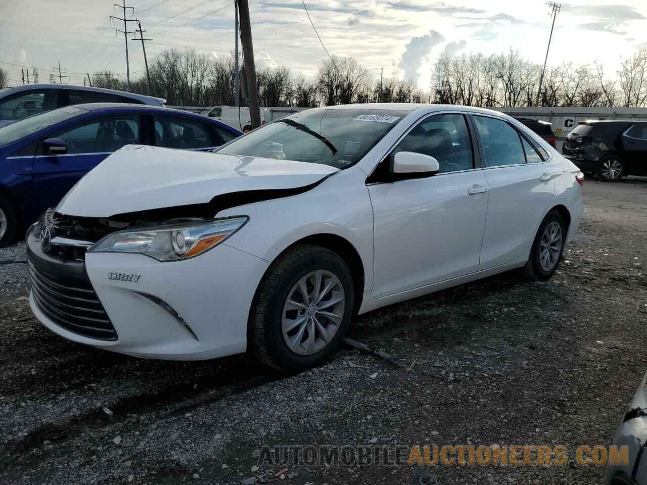 4T1BF1FK5GU222117 TOYOTA CAMRY 2016