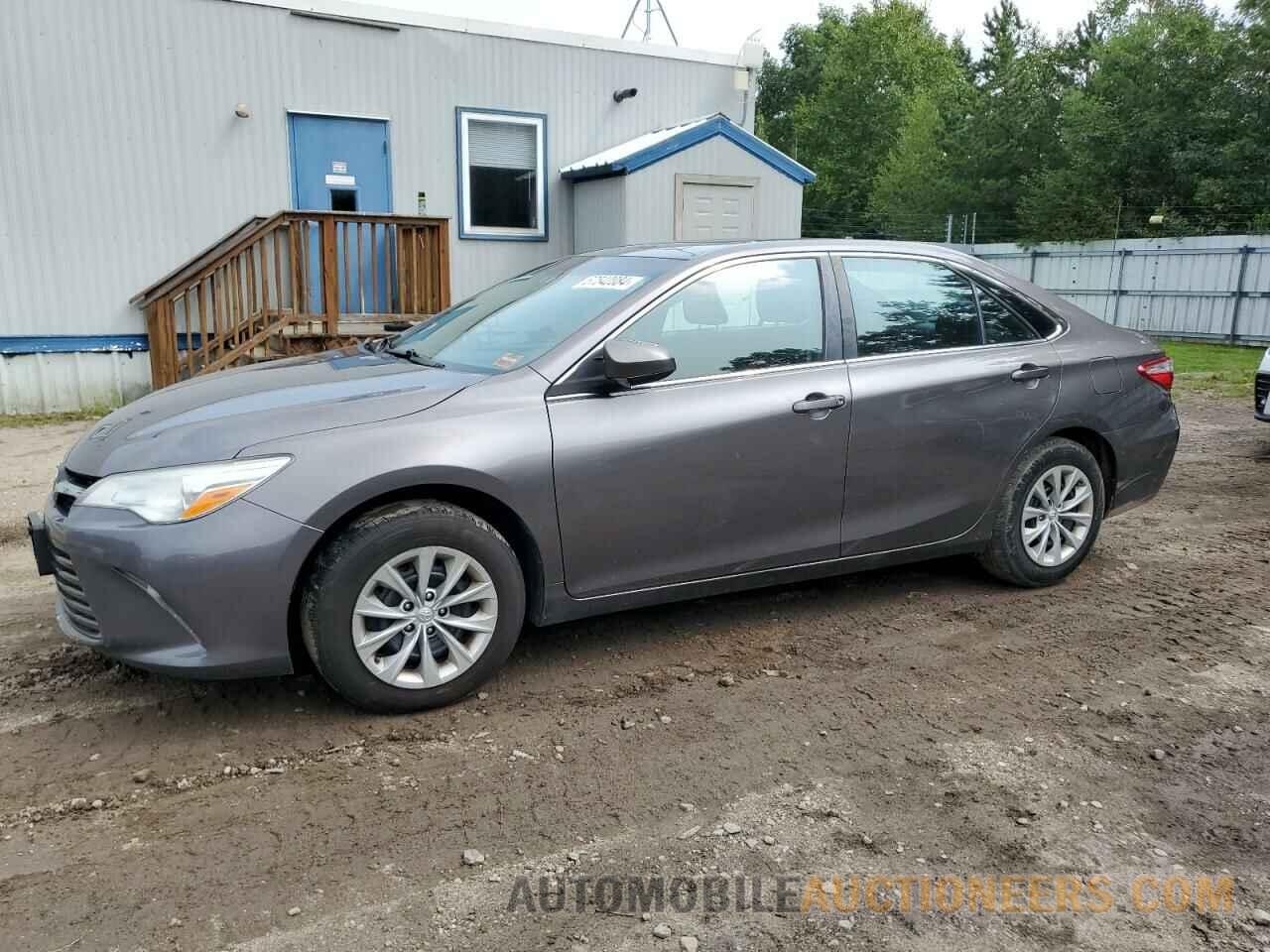 4T1BF1FK5GU263556 TOYOTA CAMRY 2016