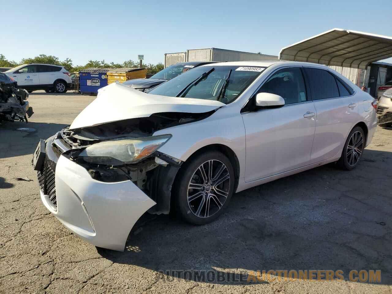 4T1BF1FK5GU500949 TOYOTA CAMRY 2016