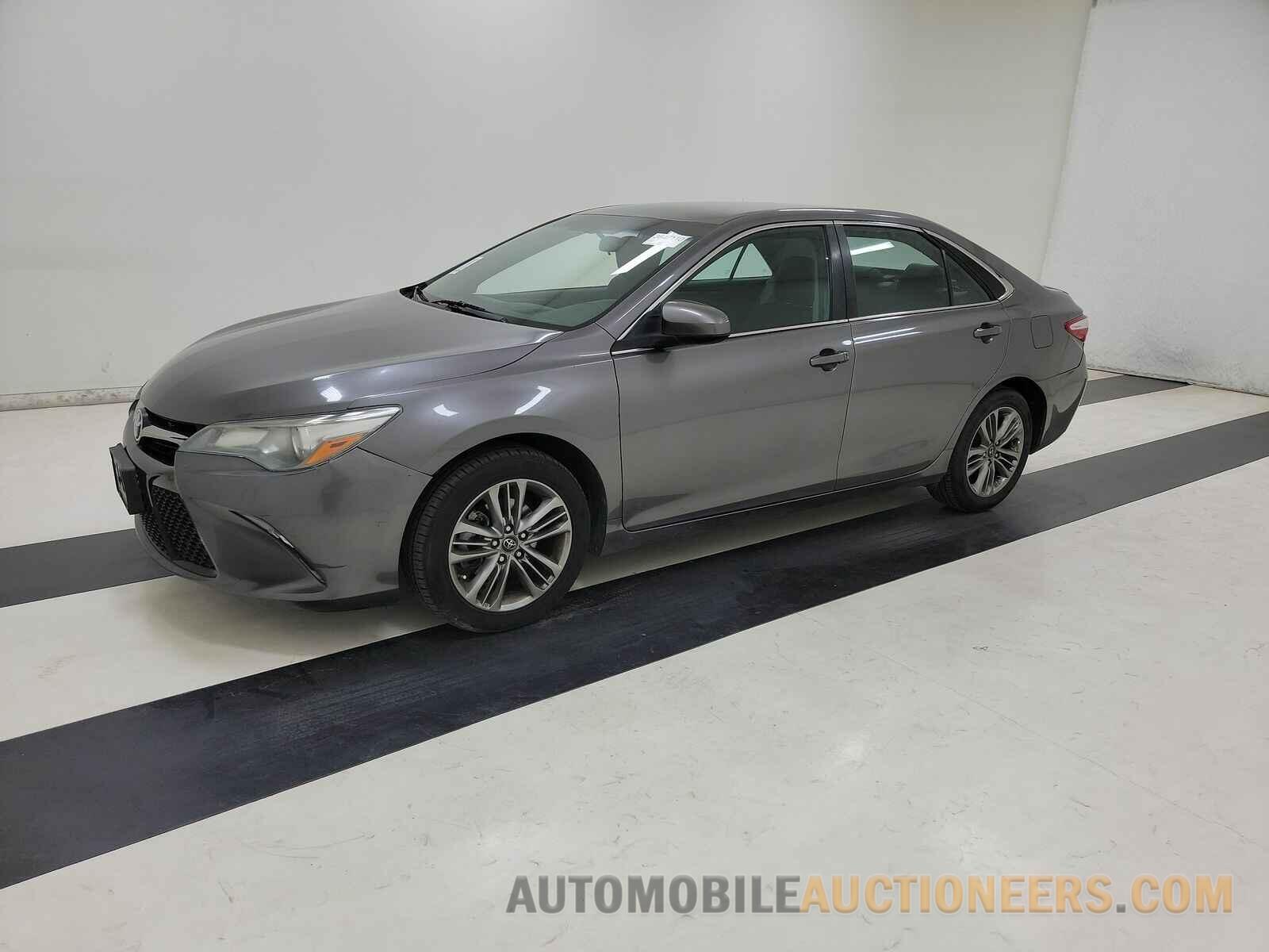 4T1BF1FK5GU600484 Toyota Camry 2016