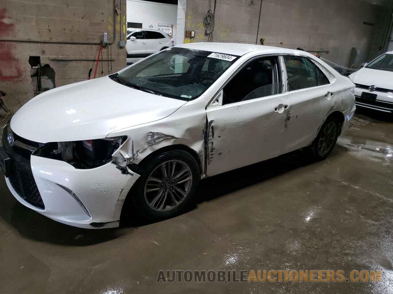 4T1BF1FK5HU359575 TOYOTA CAMRY 2017