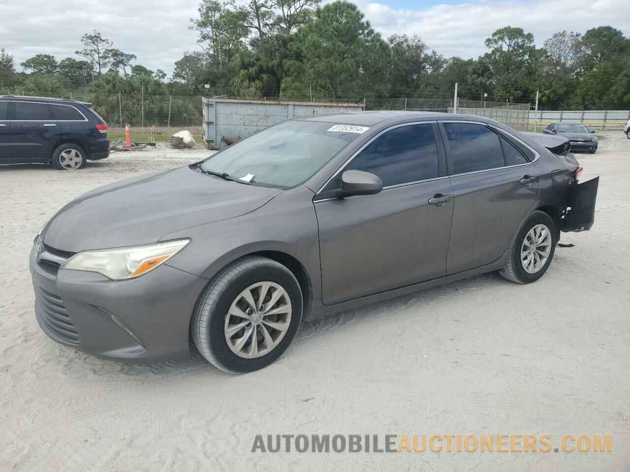 4T1BF1FK5HU652599 TOYOTA CAMRY 2017