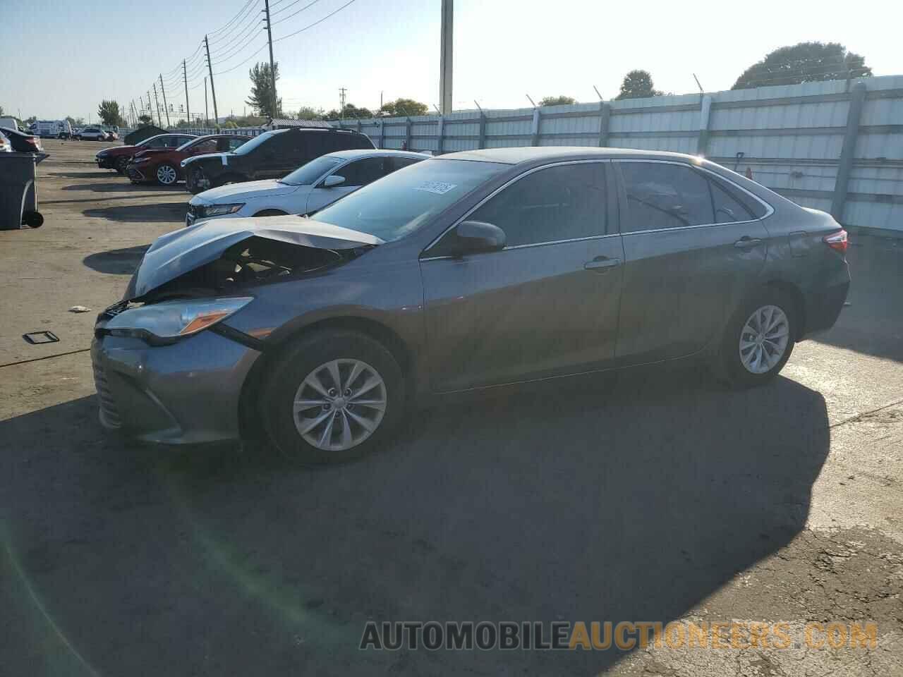 4T1BF1FK5HU653025 TOYOTA CAMRY 2017