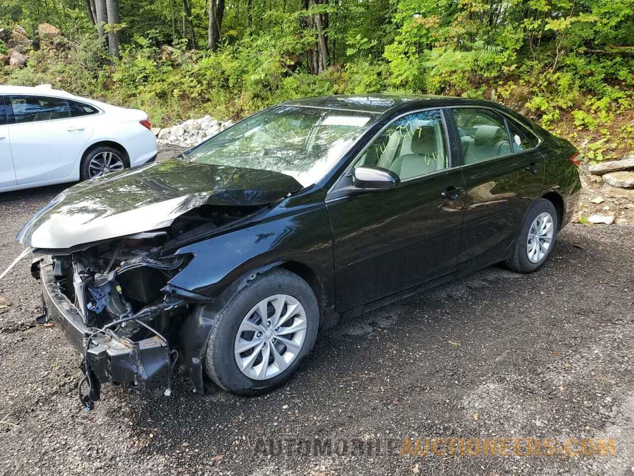 4T1BF1FK5HU695842 TOYOTA CAMRY 2017