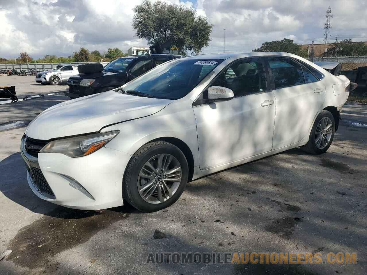 4T1BF1FK6FU105404 TOYOTA CAMRY 2015