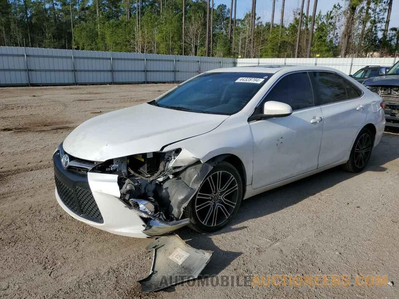 4T1BF1FK6GU189676 TOYOTA CAMRY 2016