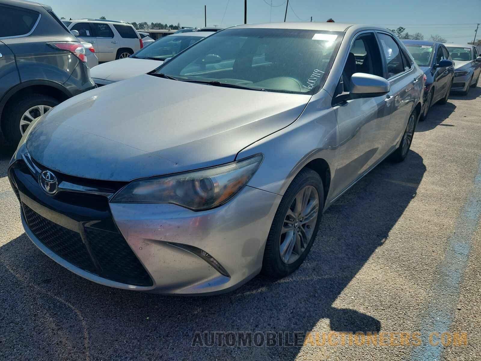 4T1BF1FK6GU600719 Toyota Camry 2016