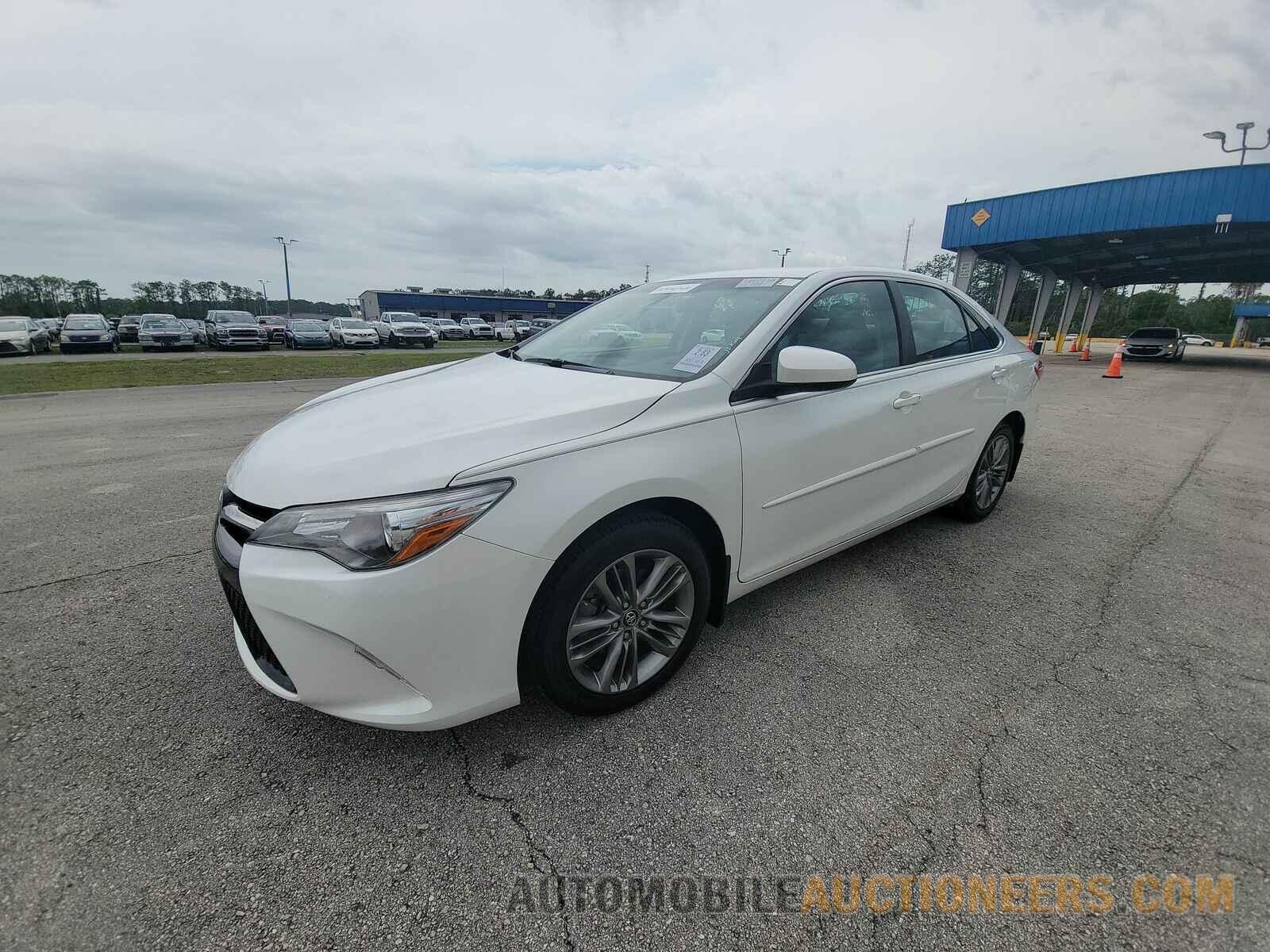 4T1BF1FK6HU340629 Toyota Camry 2017