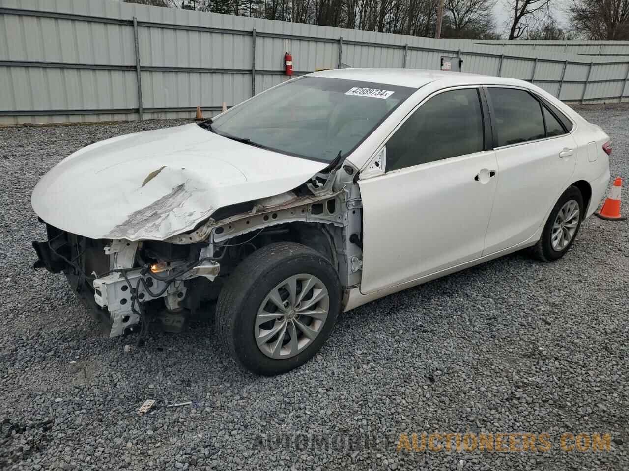 4T1BF1FK6HU421131 TOYOTA CAMRY 2017