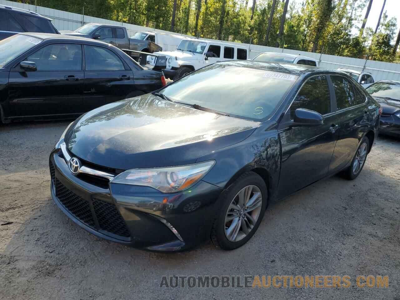 4T1BF1FK6HU732963 TOYOTA CAMRY 2017