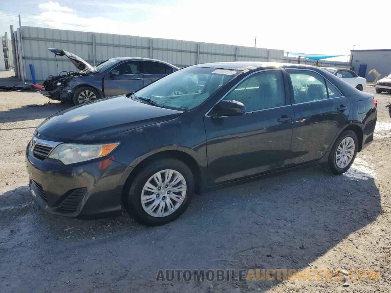 4T1BF1FK7DU704017 TOYOTA CAMRY 2013