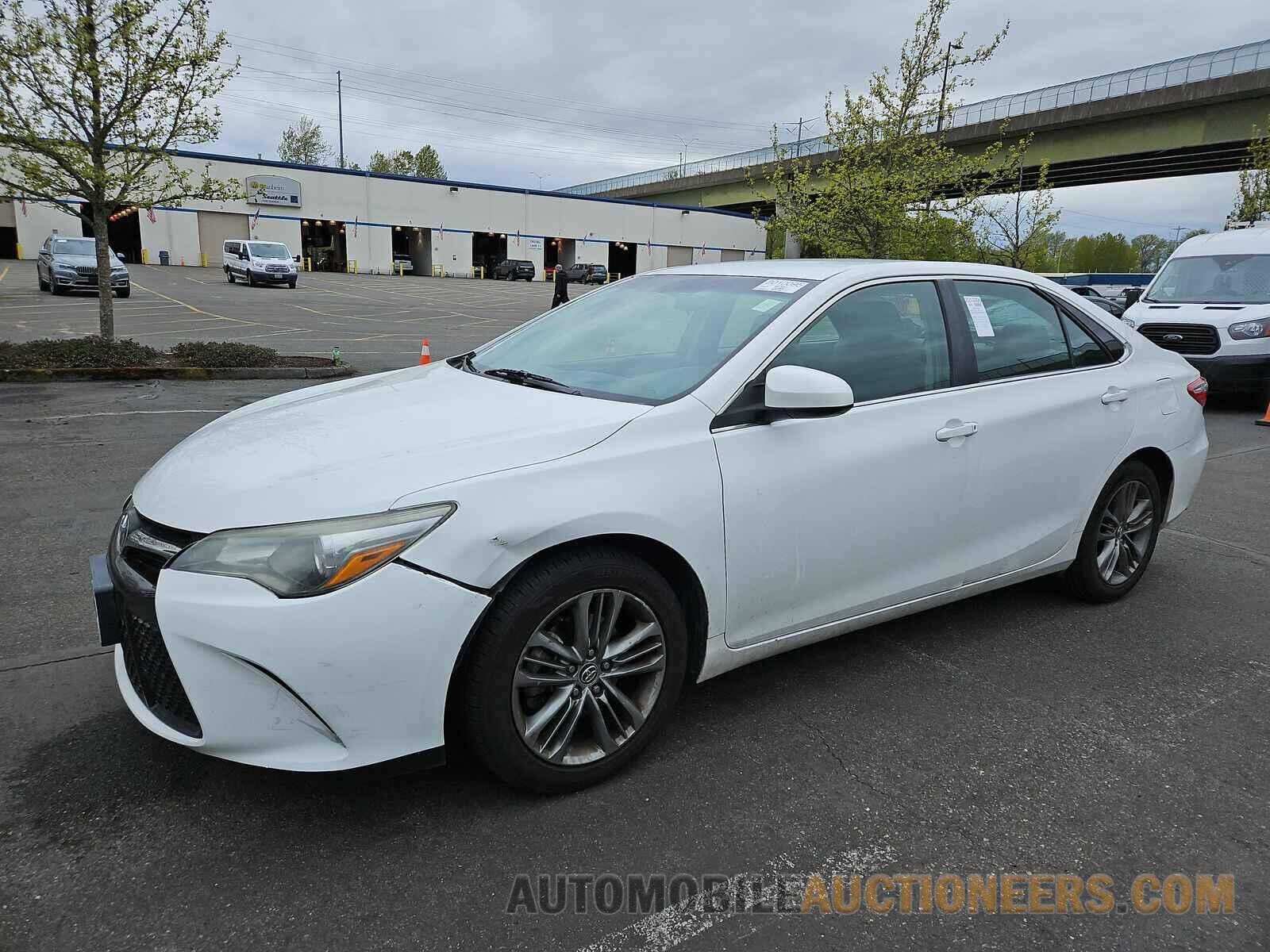 4T1BF1FK7FU899166 Toyota Camry 2015