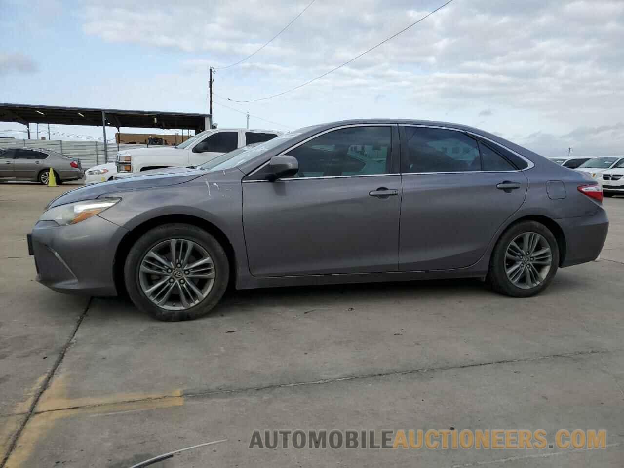 4T1BF1FK7HU332233 TOYOTA CAMRY 2017