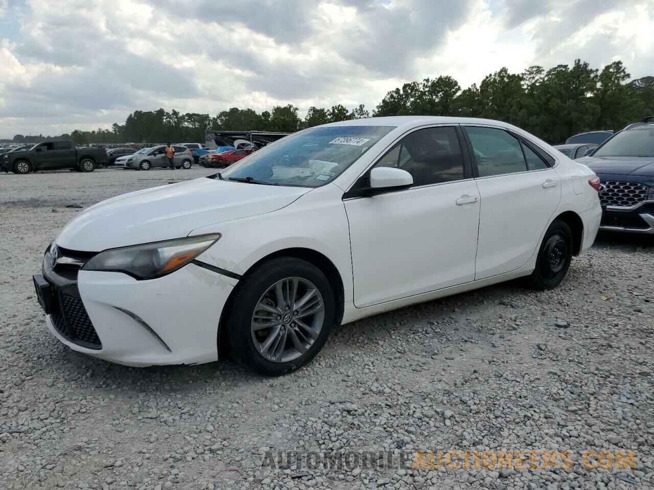 4T1BF1FK7HU420263 TOYOTA CAMRY 2017