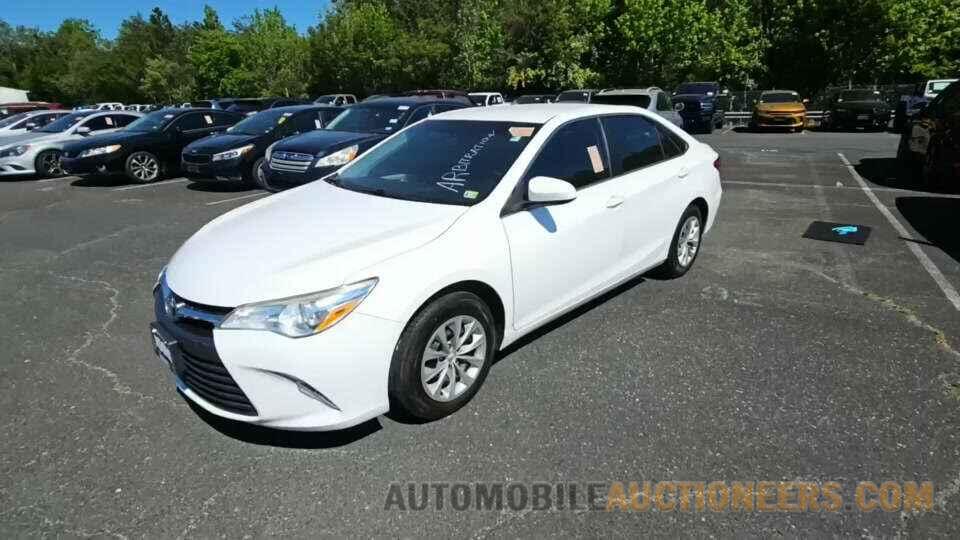 4T1BF1FK7HU452744 Toyota Camry 2017