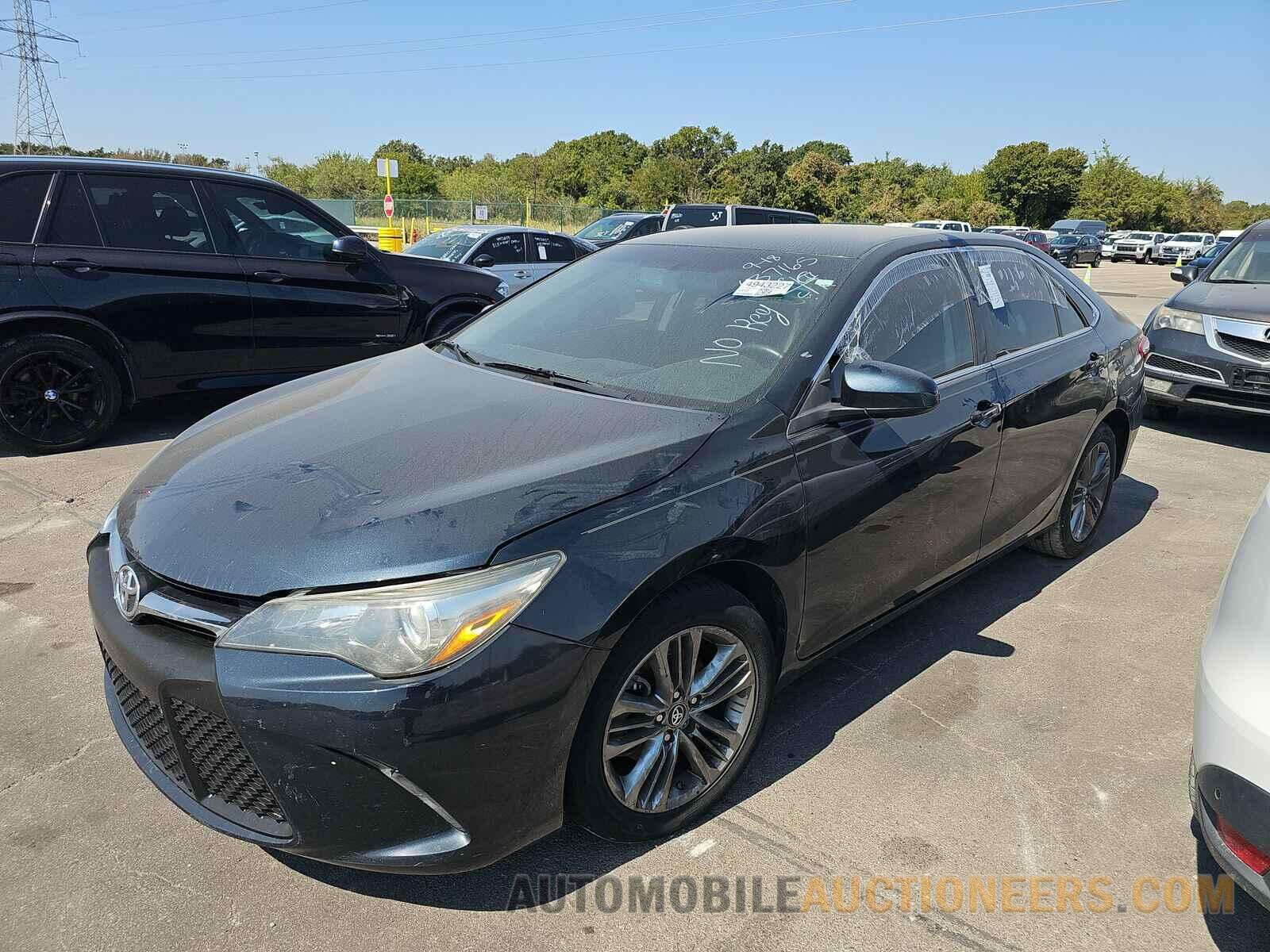 4T1BF1FK7HU637165 Toyota Camry 2017