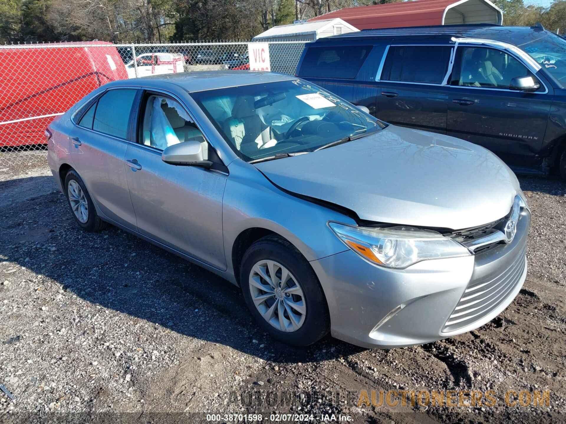 4T1BF1FK7HU647582 TOYOTA CAMRY 2017