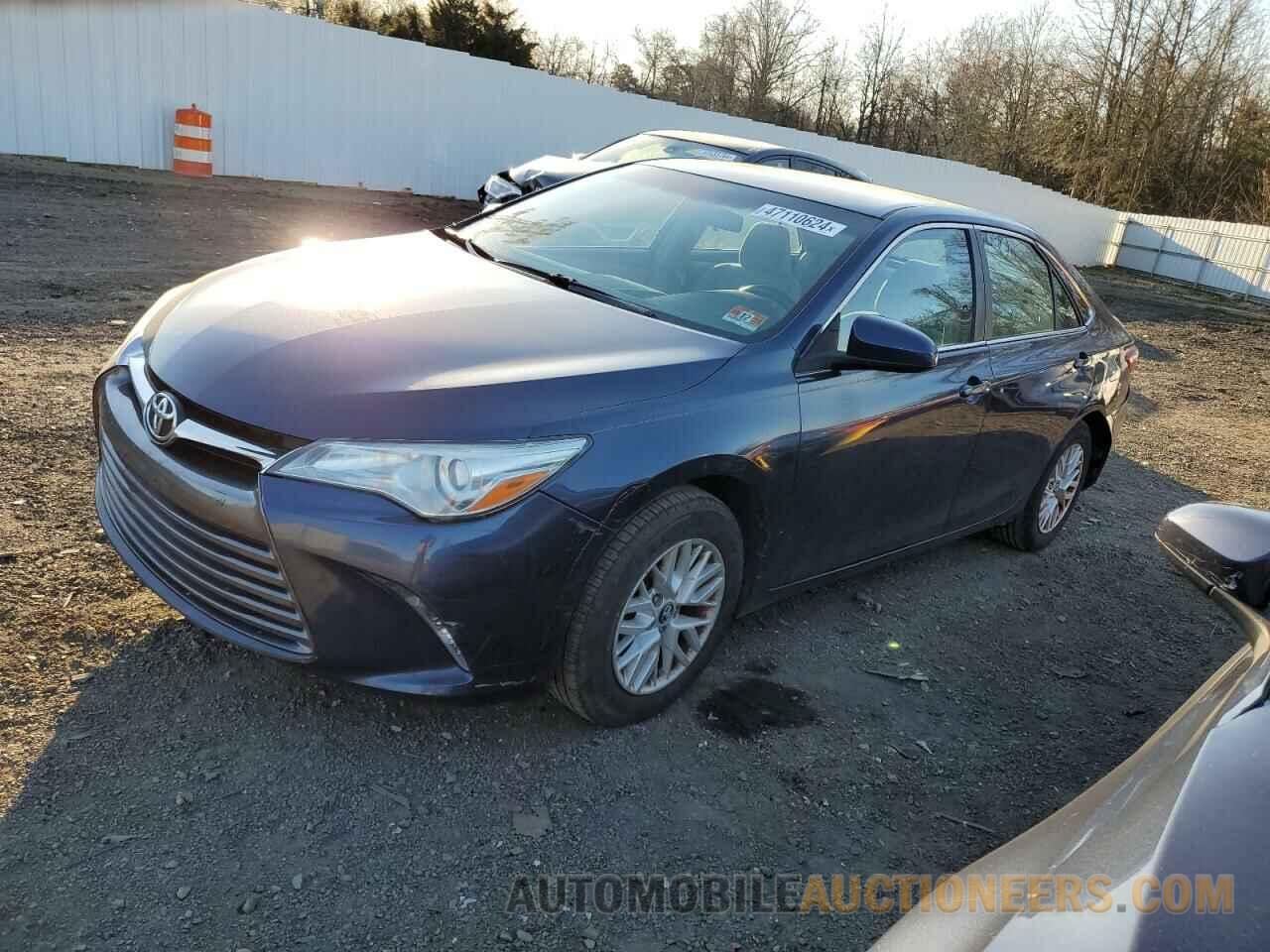 4T1BF1FK7HU704587 TOYOTA CAMRY 2017