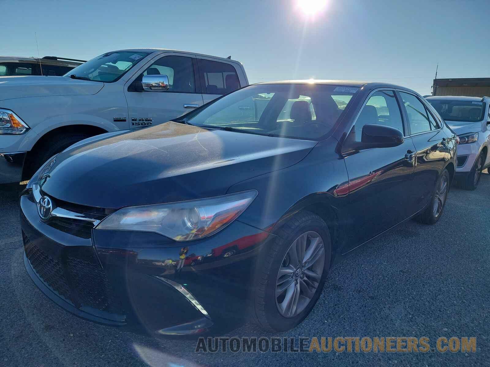 4T1BF1FK7HU792993 Toyota Camry 2017