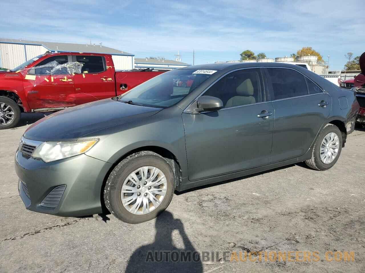 4T1BF1FK8EU761831 TOYOTA CAMRY 2014