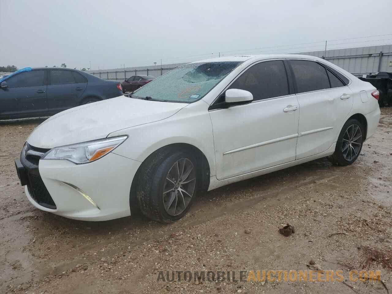 4T1BF1FK8FU043231 TOYOTA CAMRY 2015