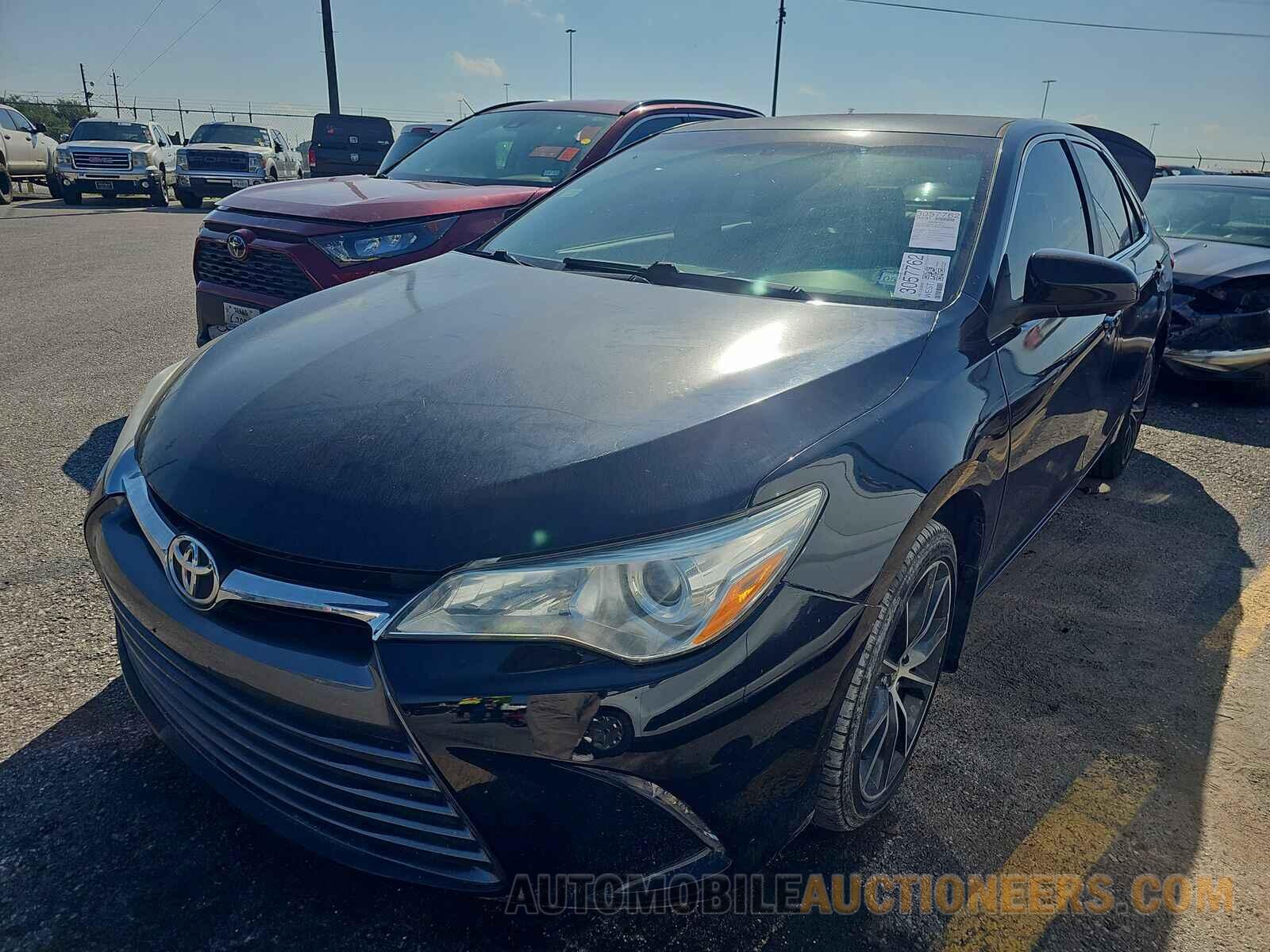 4T1BF1FK8FU939853 Toyota Camry 2015