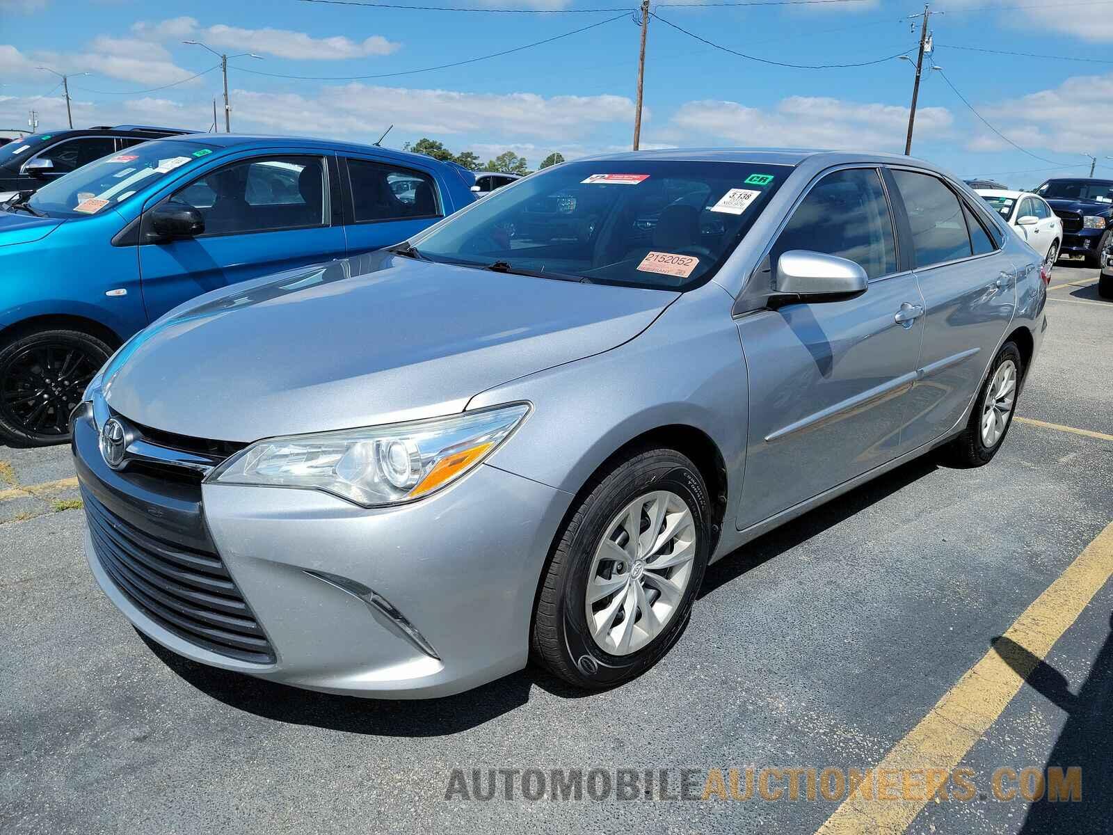 4T1BF1FK8FU955003 Toyota Camry 2015