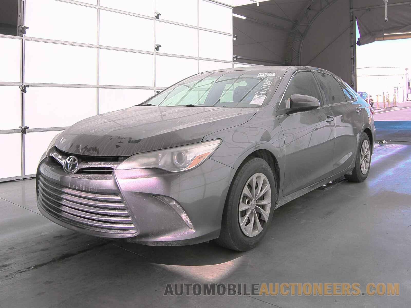 4T1BF1FK8GU153732 Toyota Camry 2016