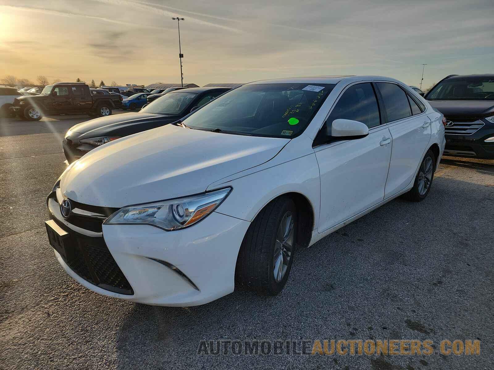 4T1BF1FK8GU157683 Toyota Camry 2016