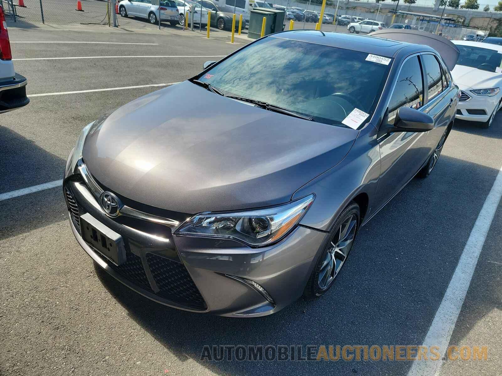 4T1BF1FK8GU563687 Toyota Camry 2016