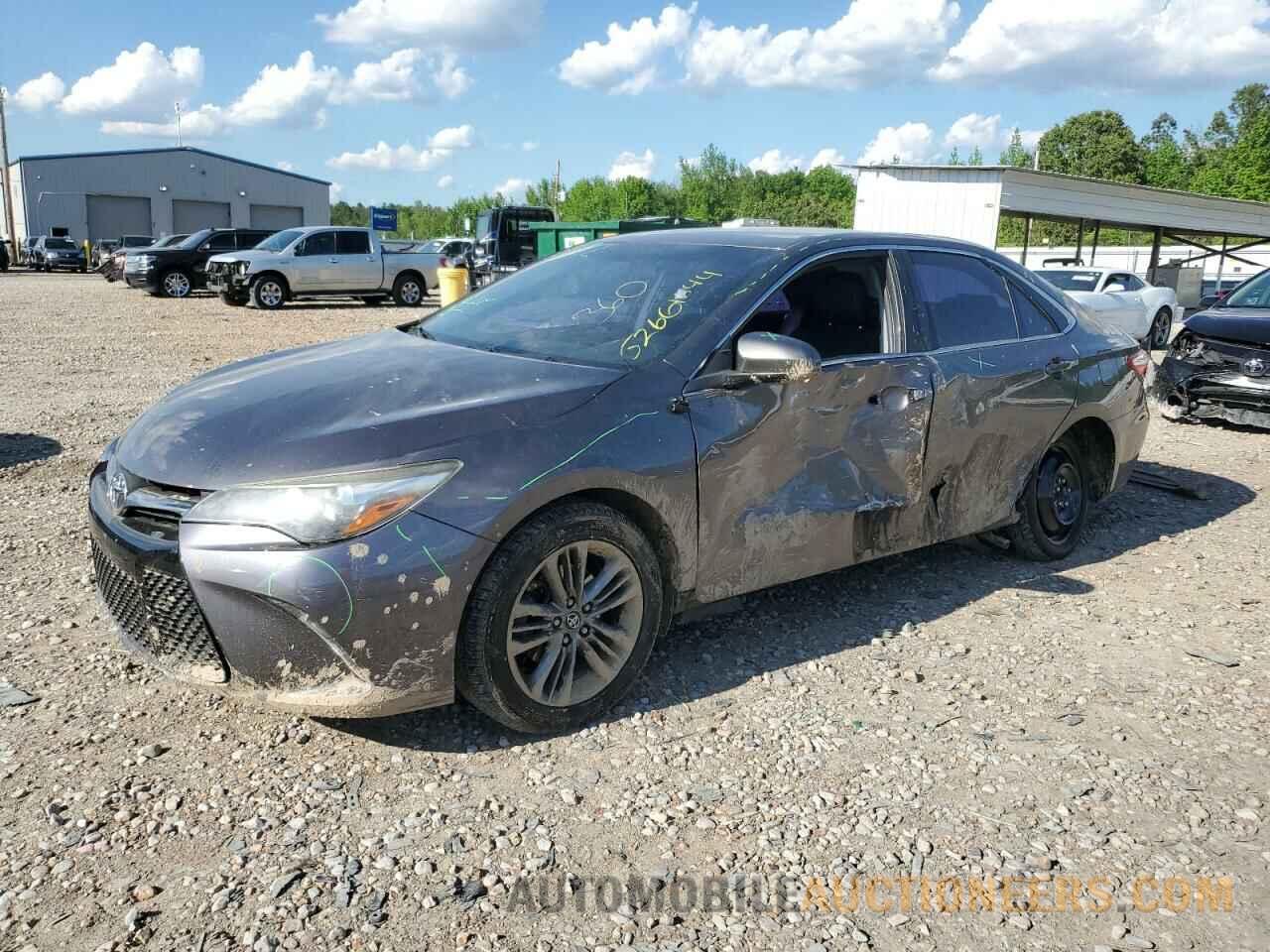 4T1BF1FK8HU338011 TOYOTA CAMRY 2017