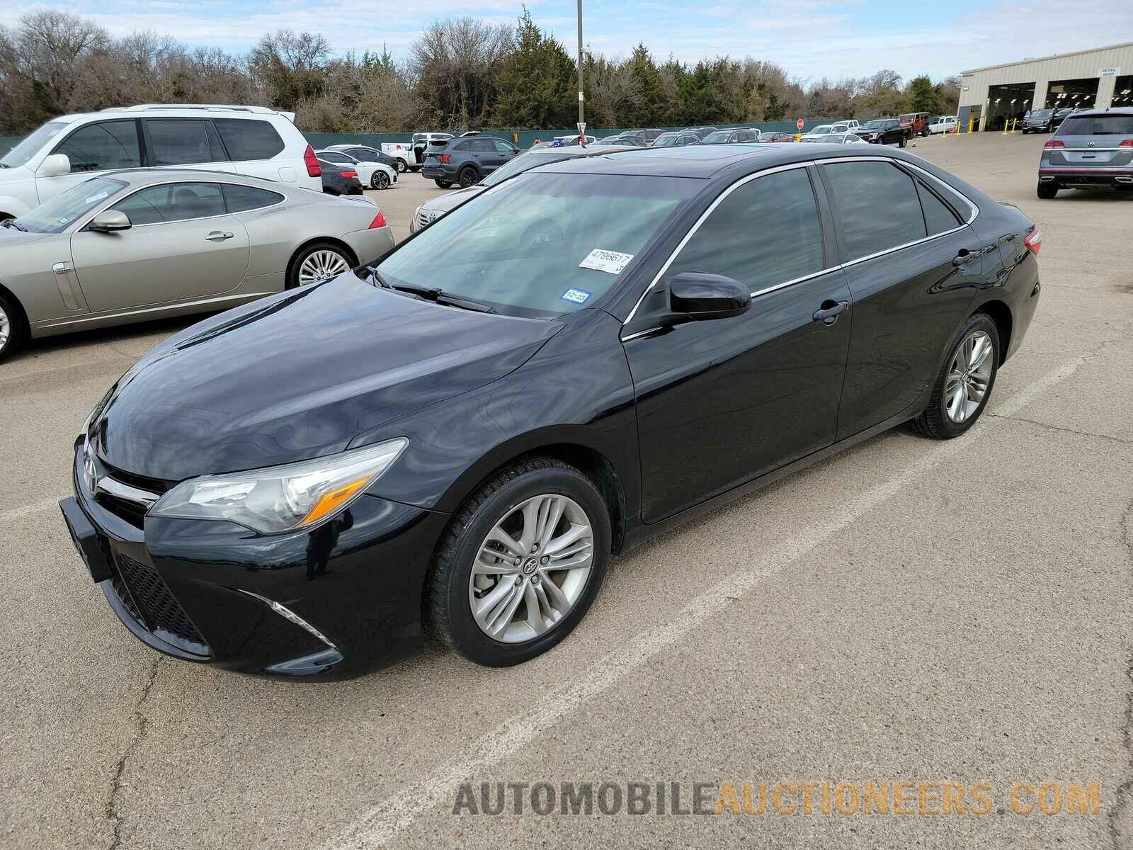 4T1BF1FK8HU365001 Toyota Camry 2017