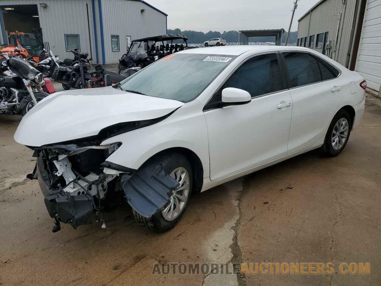 4T1BF1FK8HU381232 TOYOTA CAMRY 2017