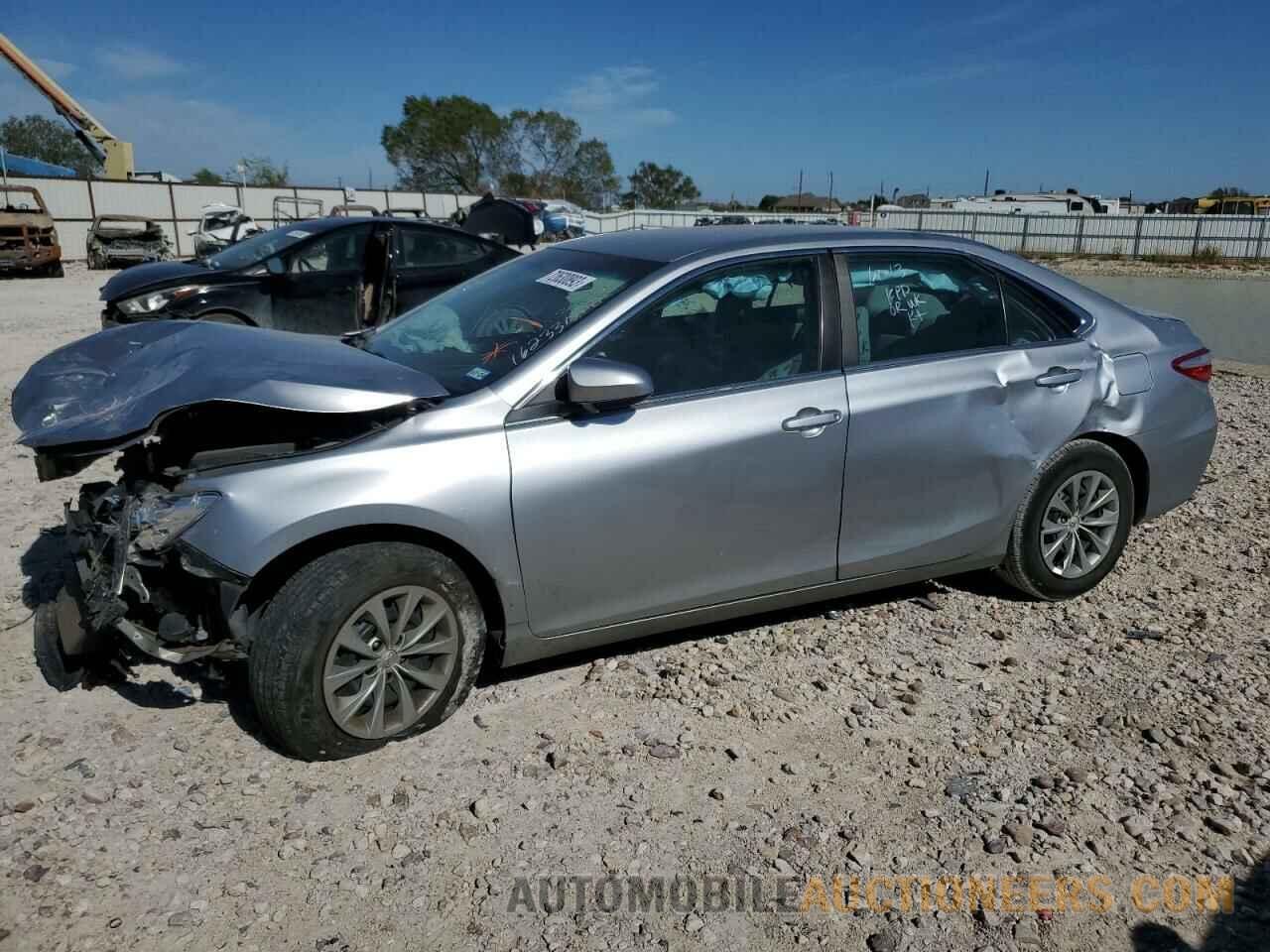 4T1BF1FK8HU397155 TOYOTA CAMRY 2017