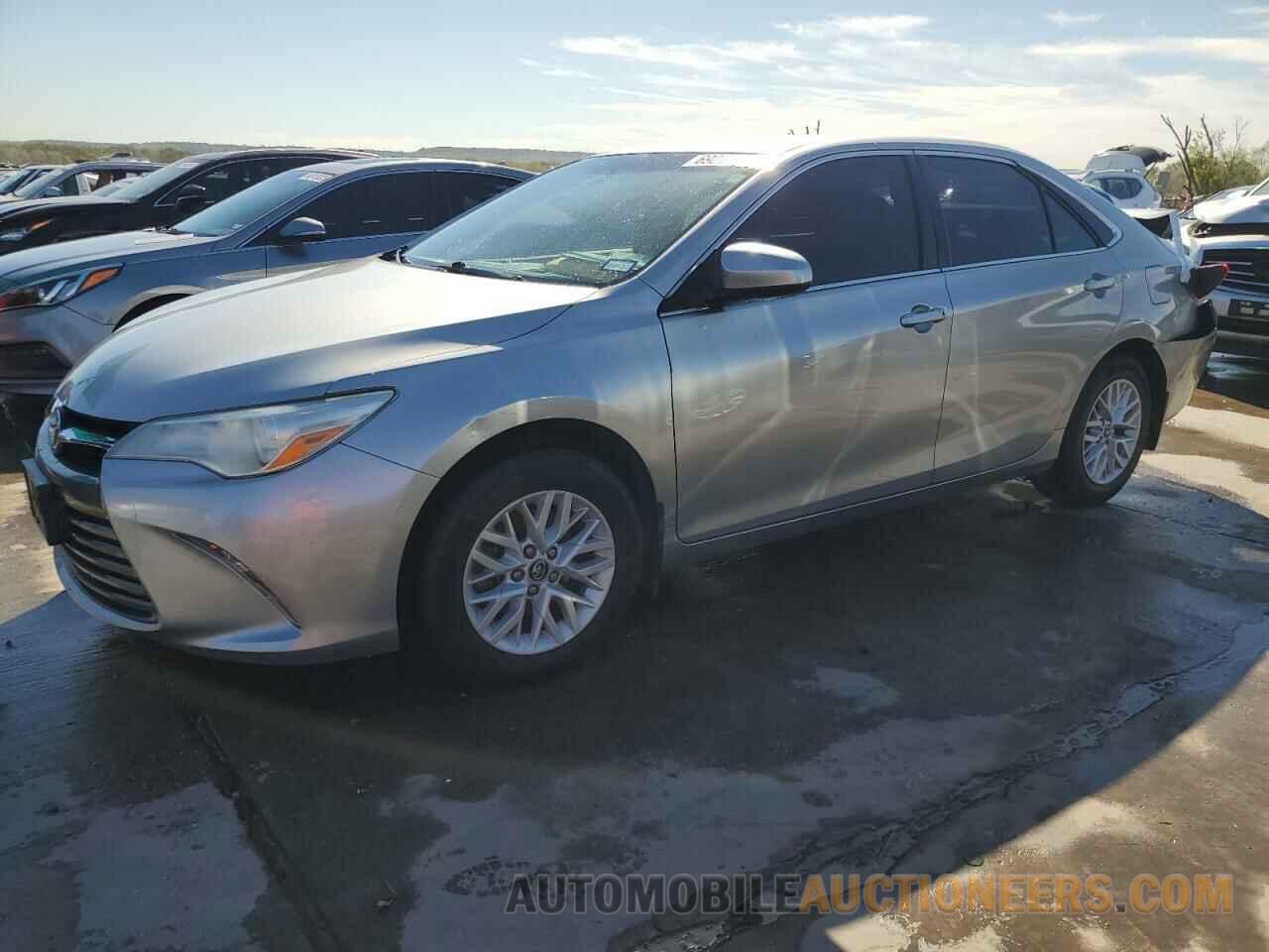 4T1BF1FK8HU629687 TOYOTA CAMRY 2017