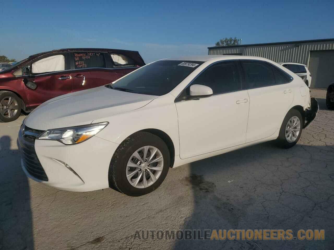 4T1BF1FK8HU647039 TOYOTA CAMRY 2017