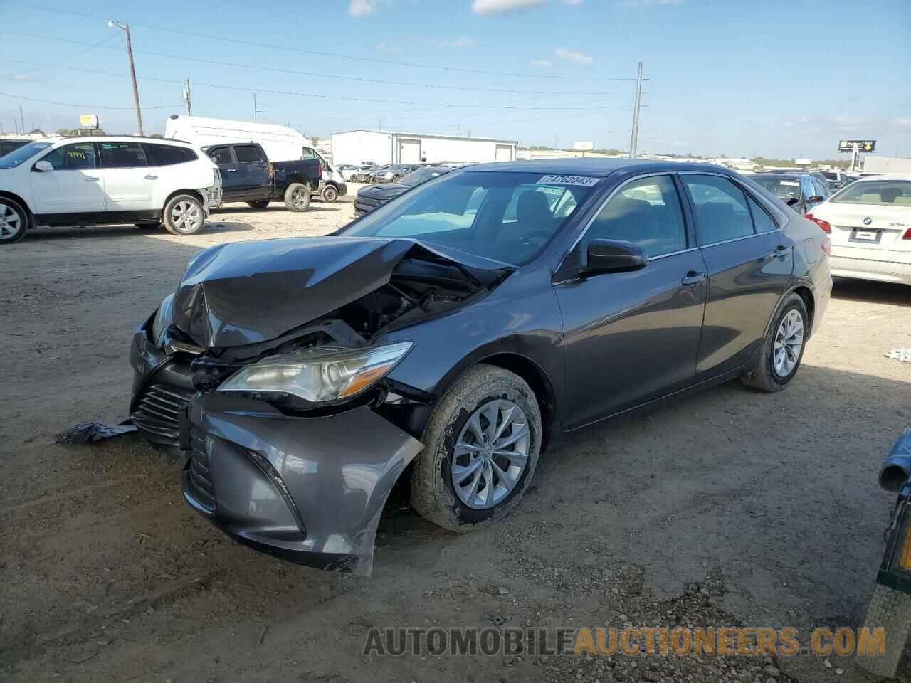 4T1BF1FK8HU657263 TOYOTA CAMRY 2017