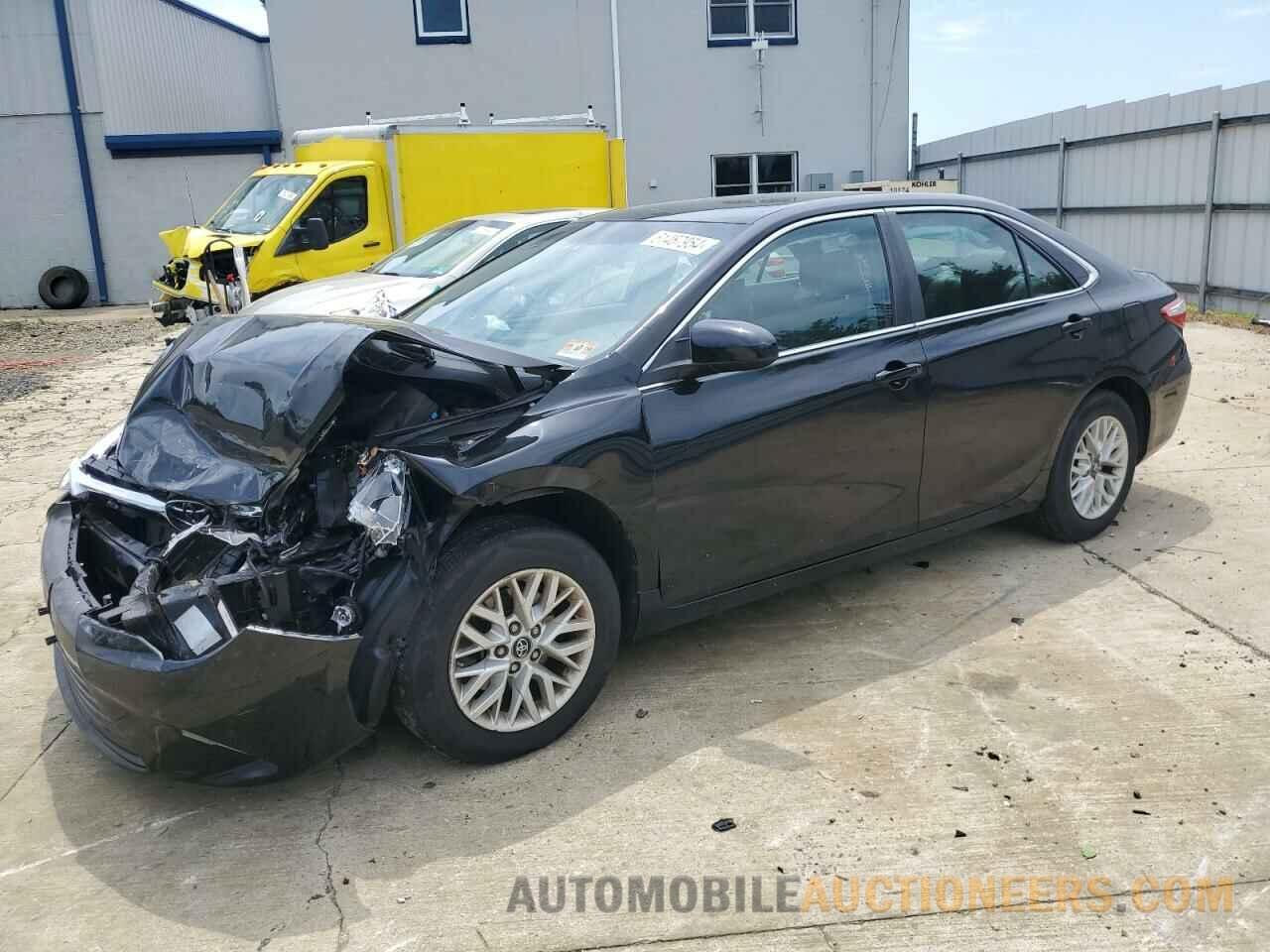 4T1BF1FK8HU675519 TOYOTA CAMRY 2017