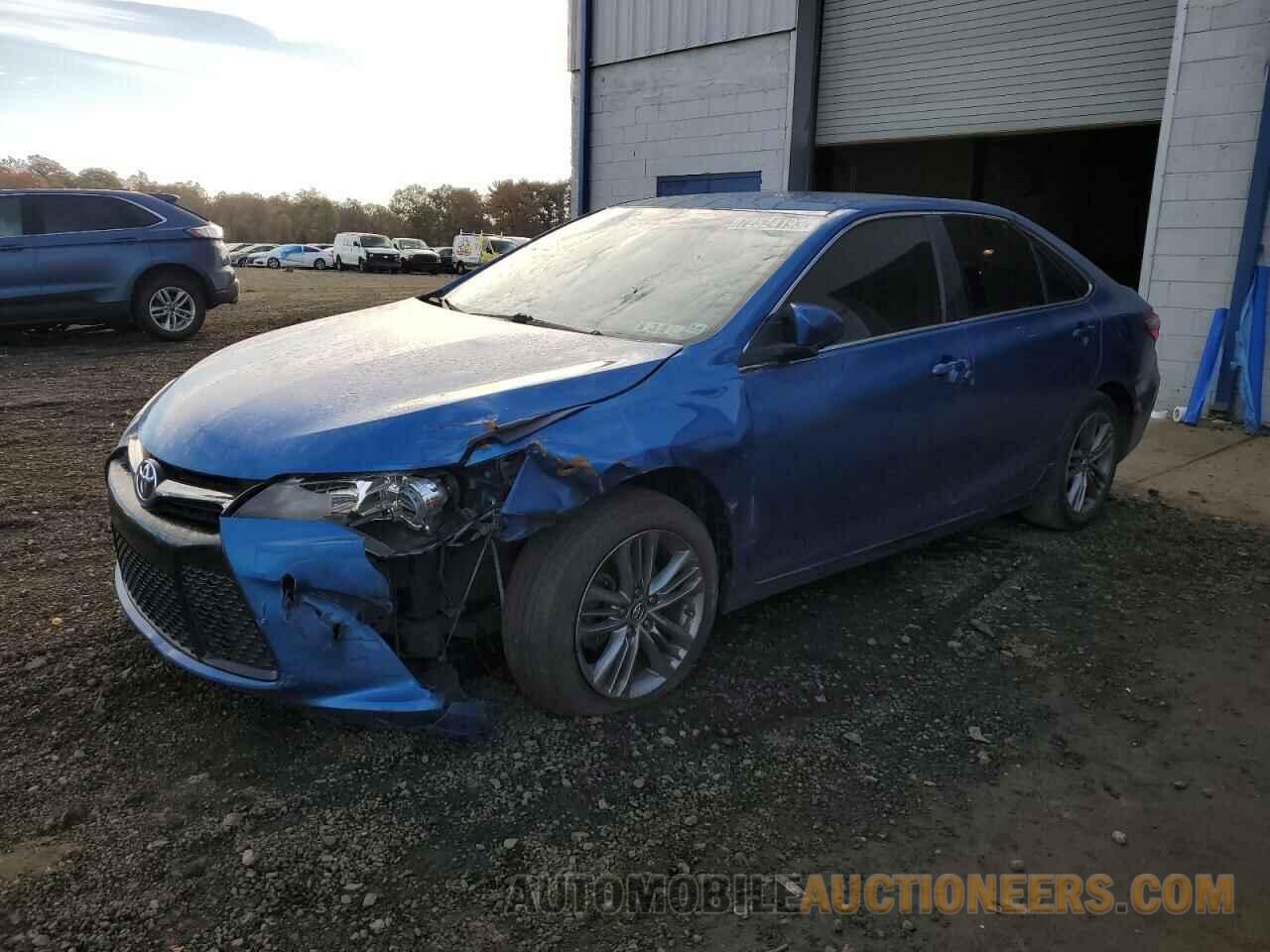 4T1BF1FK8HU745648 TOYOTA CAMRY 2017