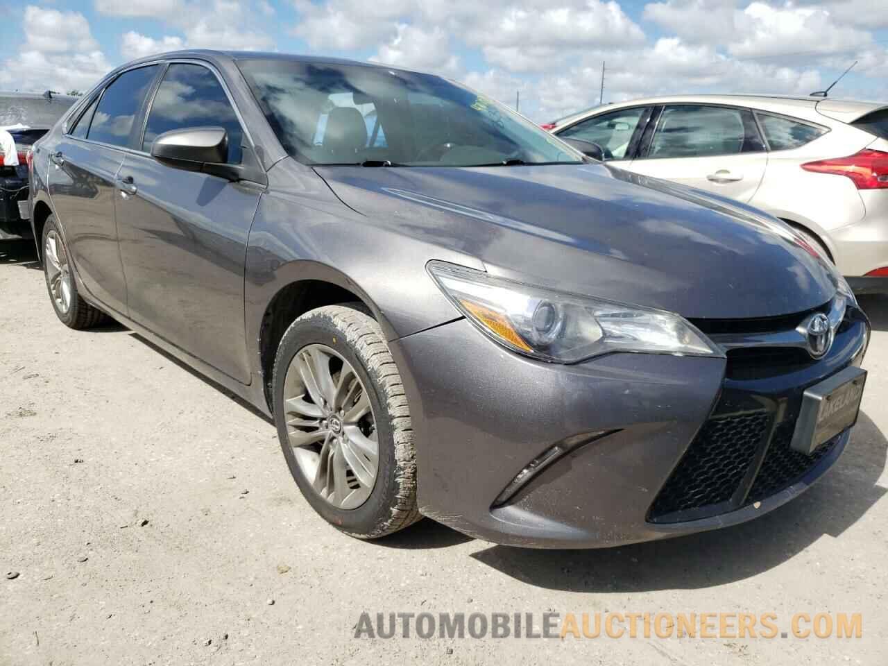 4T1BF1FK8HU752373 TOYOTA CAMRY 2017