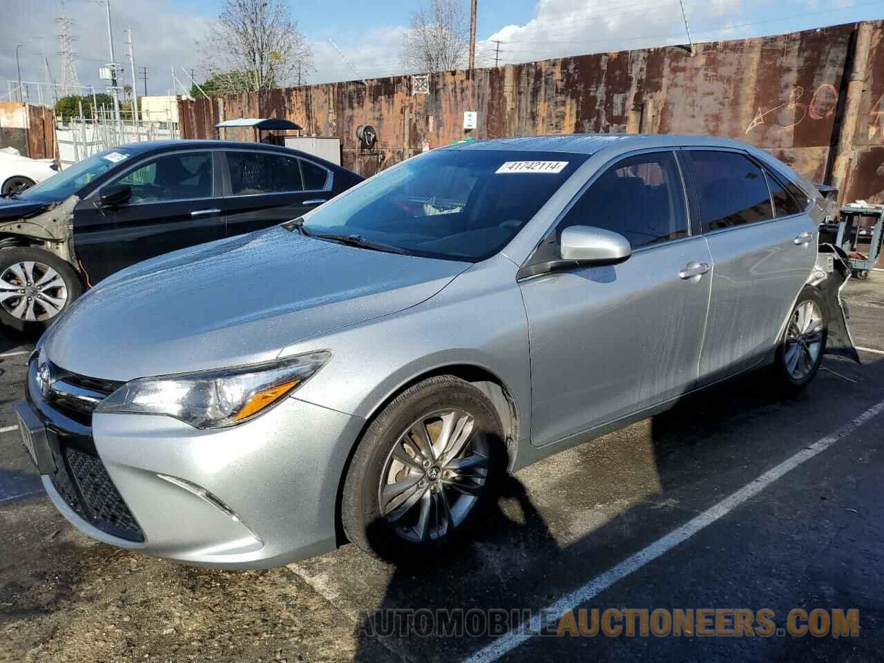 4T1BF1FK8HU756813 TOYOTA CAMRY 2017