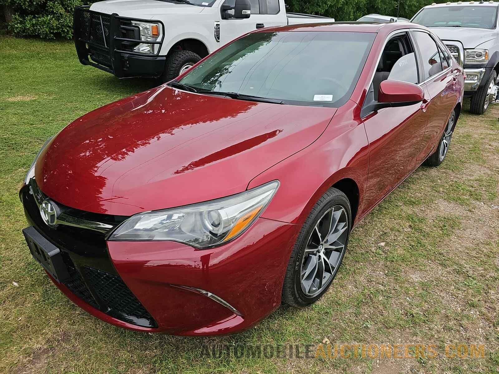 4T1BF1FK9FU902472 Toyota Camry 2015