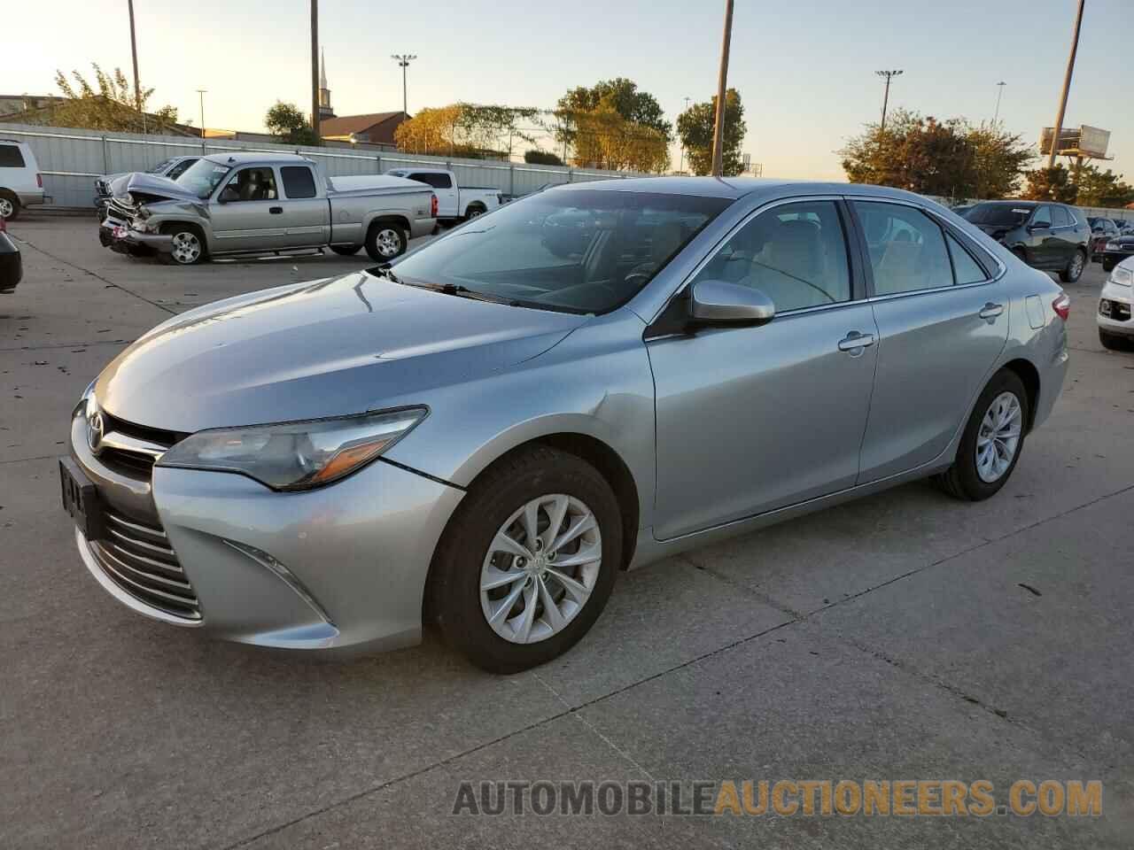 4T1BF1FK9FU955818 TOYOTA CAMRY 2015