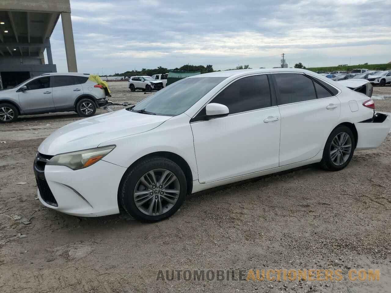 4T1BF1FK9GU134140 TOYOTA CAMRY 2016