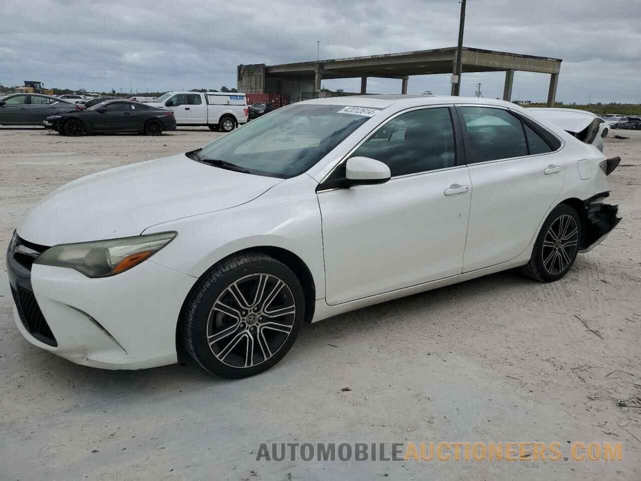 4T1BF1FK9GU147454 TOYOTA CAMRY 2016