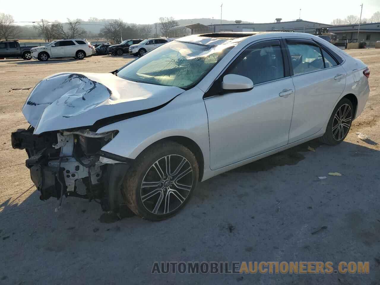 4T1BF1FK9GU189123 TOYOTA CAMRY 2016